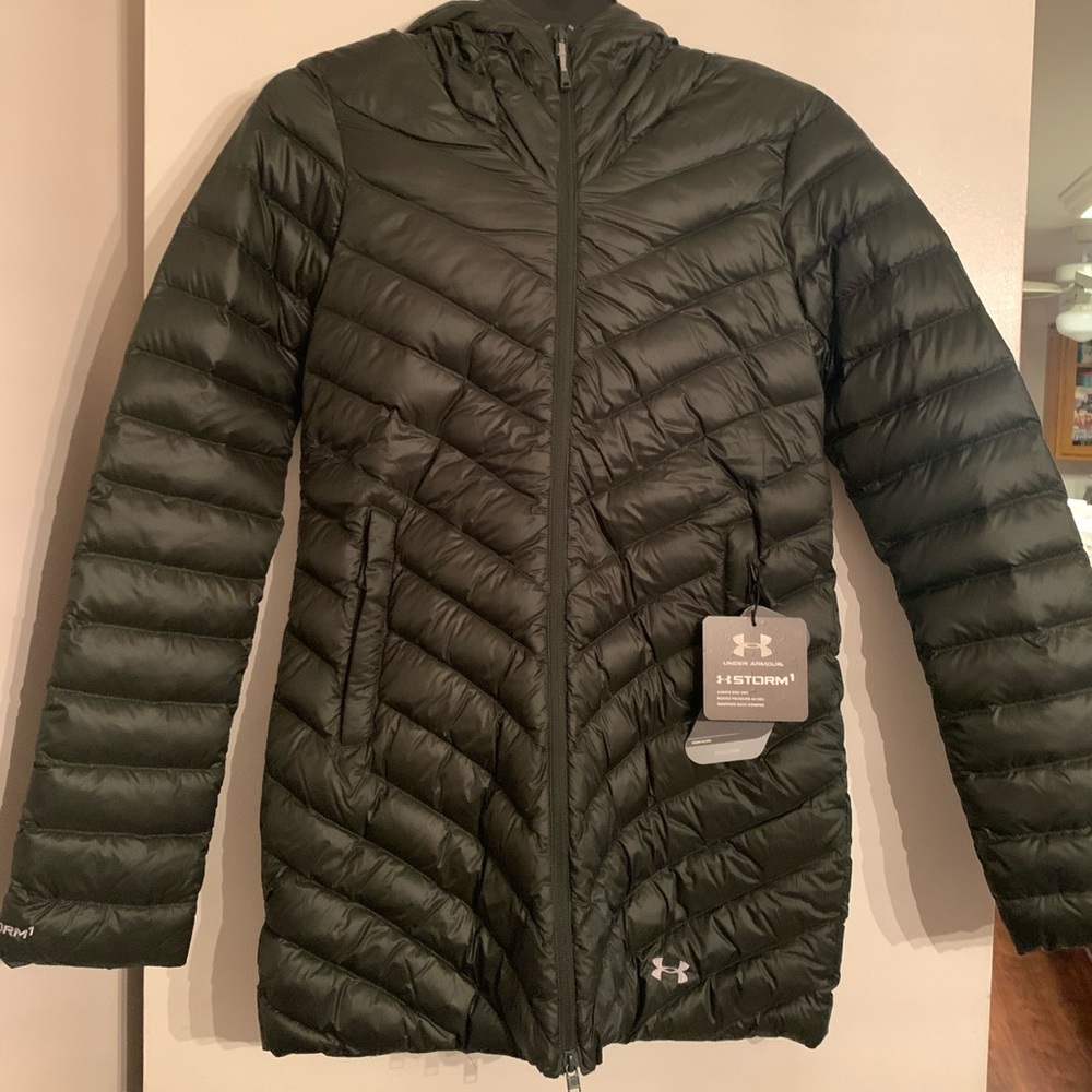 Under Armour Storm puffy jacket. Size Small